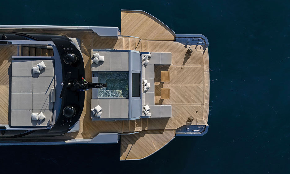 https://ru.yachting-mag.com/upload/iblock/1c5/ab130_abt_02.jpg