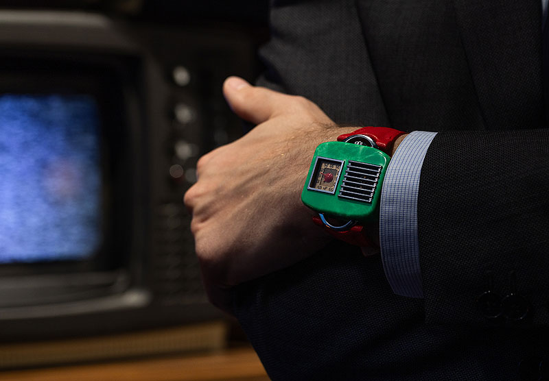 /upload/iblock/1ec/ED20-SP00__RETROVISION-47_Wristshot.jpg