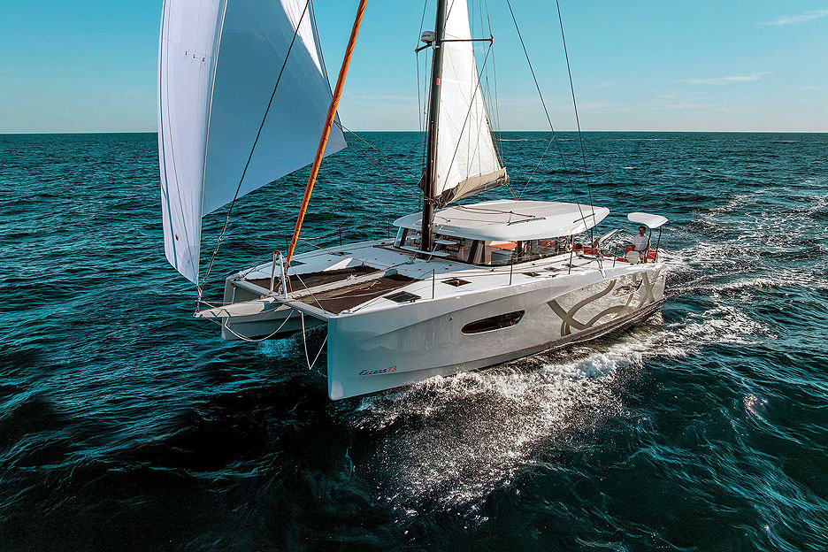 https://ru.yachting-mag.com/upload/iblock/272/00_EXCESS_13_IMAGE_EXTERIOR_winner2026.jpg
