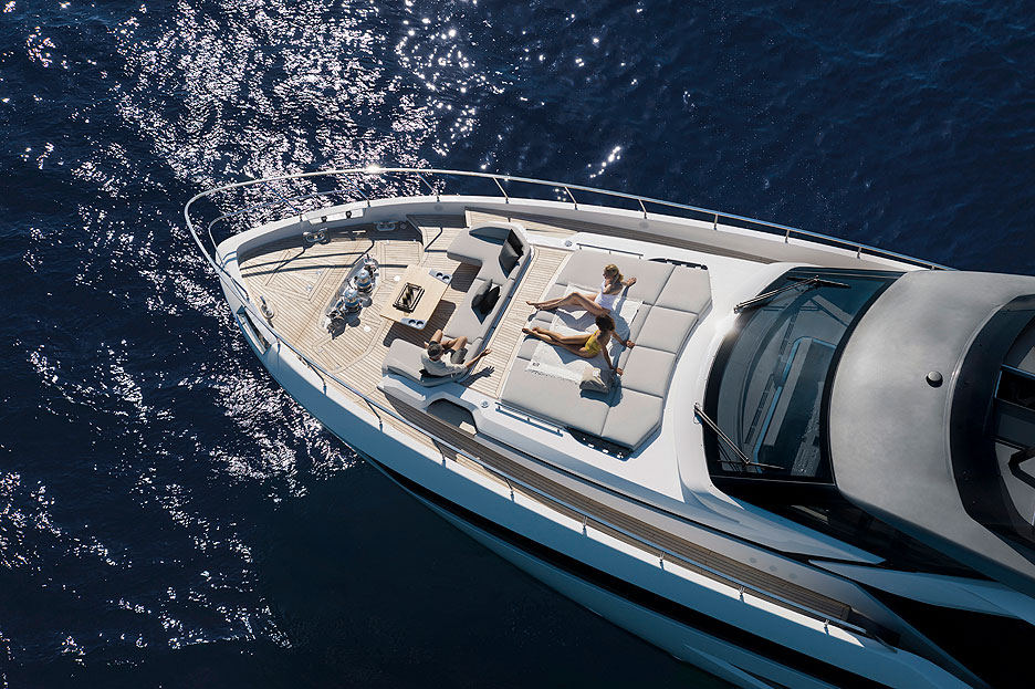 /upload/iblock/28b/Ferretti_Yachts_940_8_.jpg