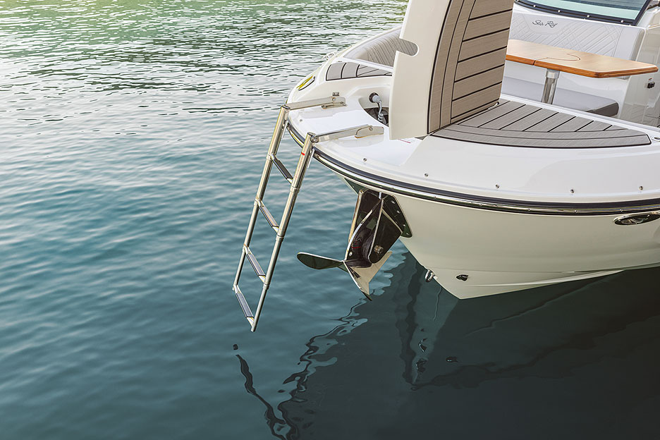 https://ru.yachting-mag.com/upload/iblock/528/2026_SDX_270_SDX270_bow_ladder_anchor_storage_01333.jpg