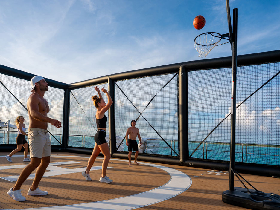 https://ru.yachting-mag.com/upload/iblock/743/mShooting_a_hoop.jpg
