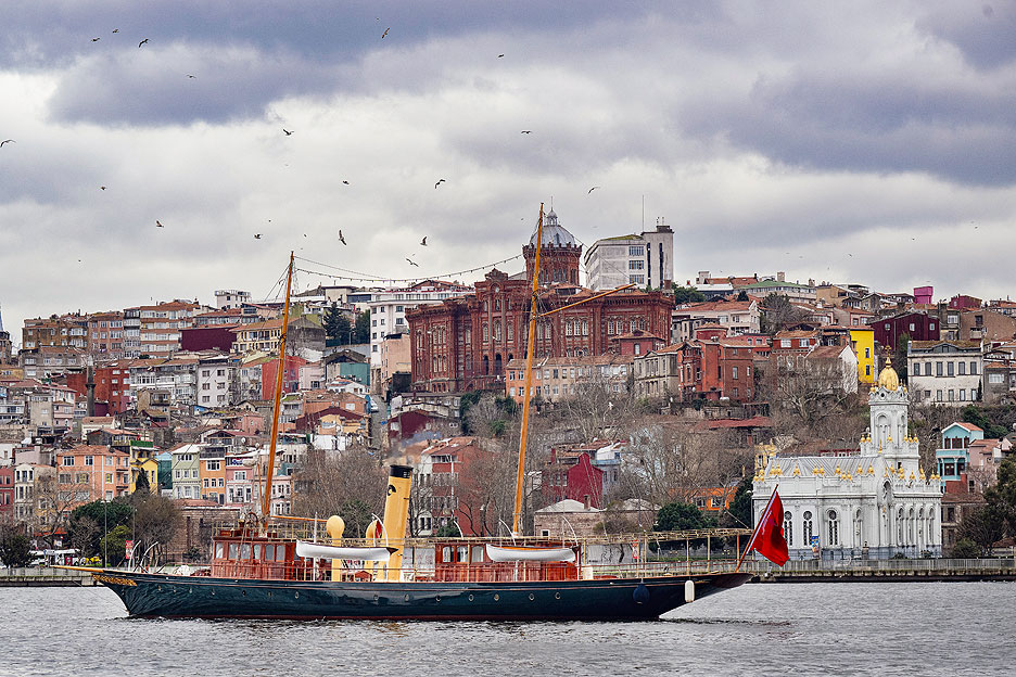 https://ru.yachting-mag.com/upload/iblock/7d3/SRF_3702.jpg
