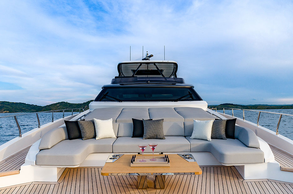 /upload/iblock/a59/Ferretti_Yachts_940_14_.jpg