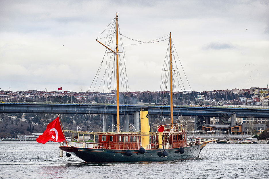 https://ru.yachting-mag.com/upload/iblock/fb9/SRF_3646.jpg