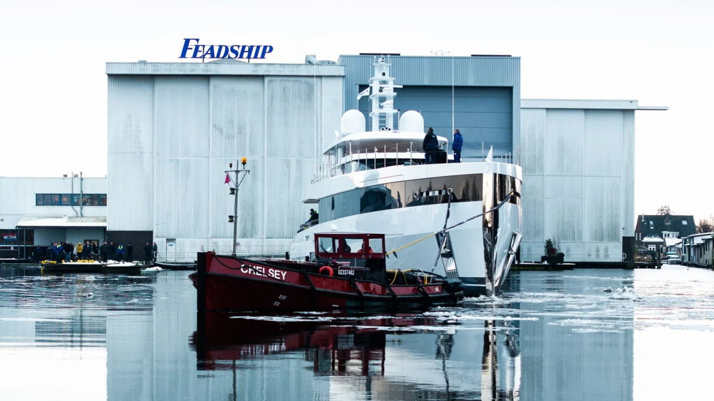 feadship 717-2.jpg feadship 717-2.jpg