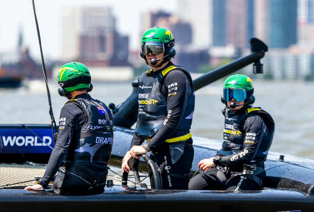 Bonds Flying Roos Driver & CEO Tom Slingsby & athlete during practice on Hudson River_ New York.jpg