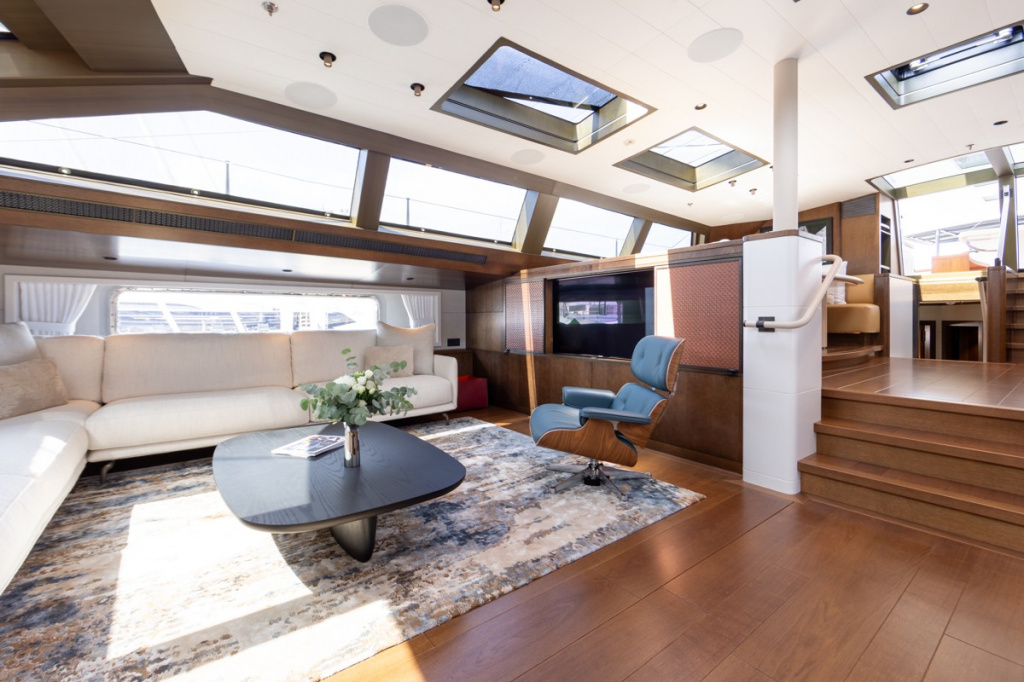 ravenger-refit-30.jpg ravenger-refit-30.jpg