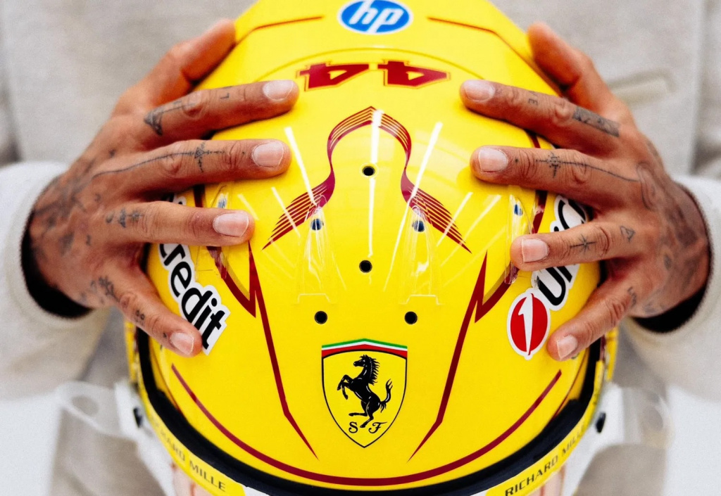 LewHam-Ferrari.jpeg LewHam-Ferrari.jpeg