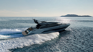 AB Yachts представила яхту AB 95S, развивающую более 53 узлов